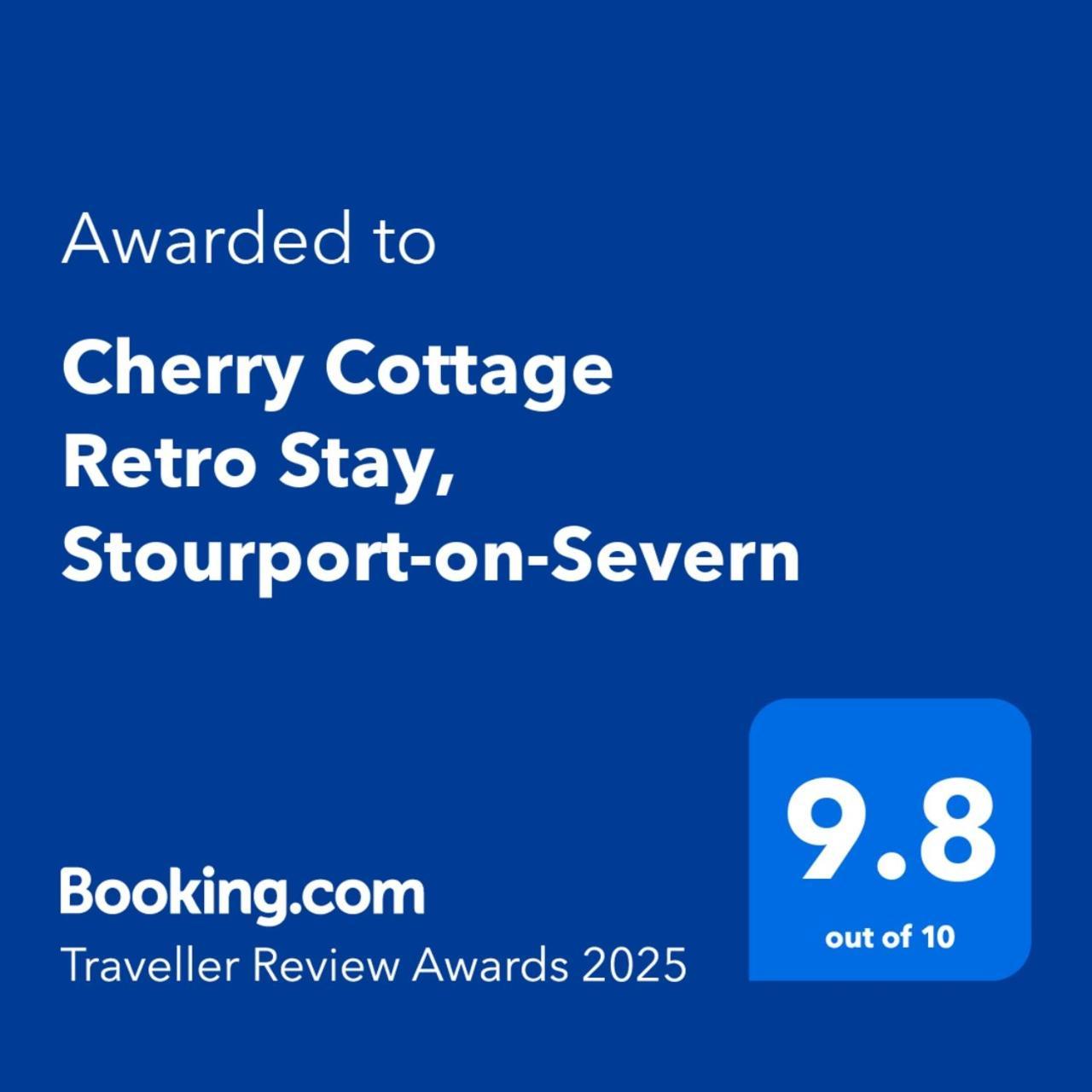 Apartment Cherry Retro Stay,