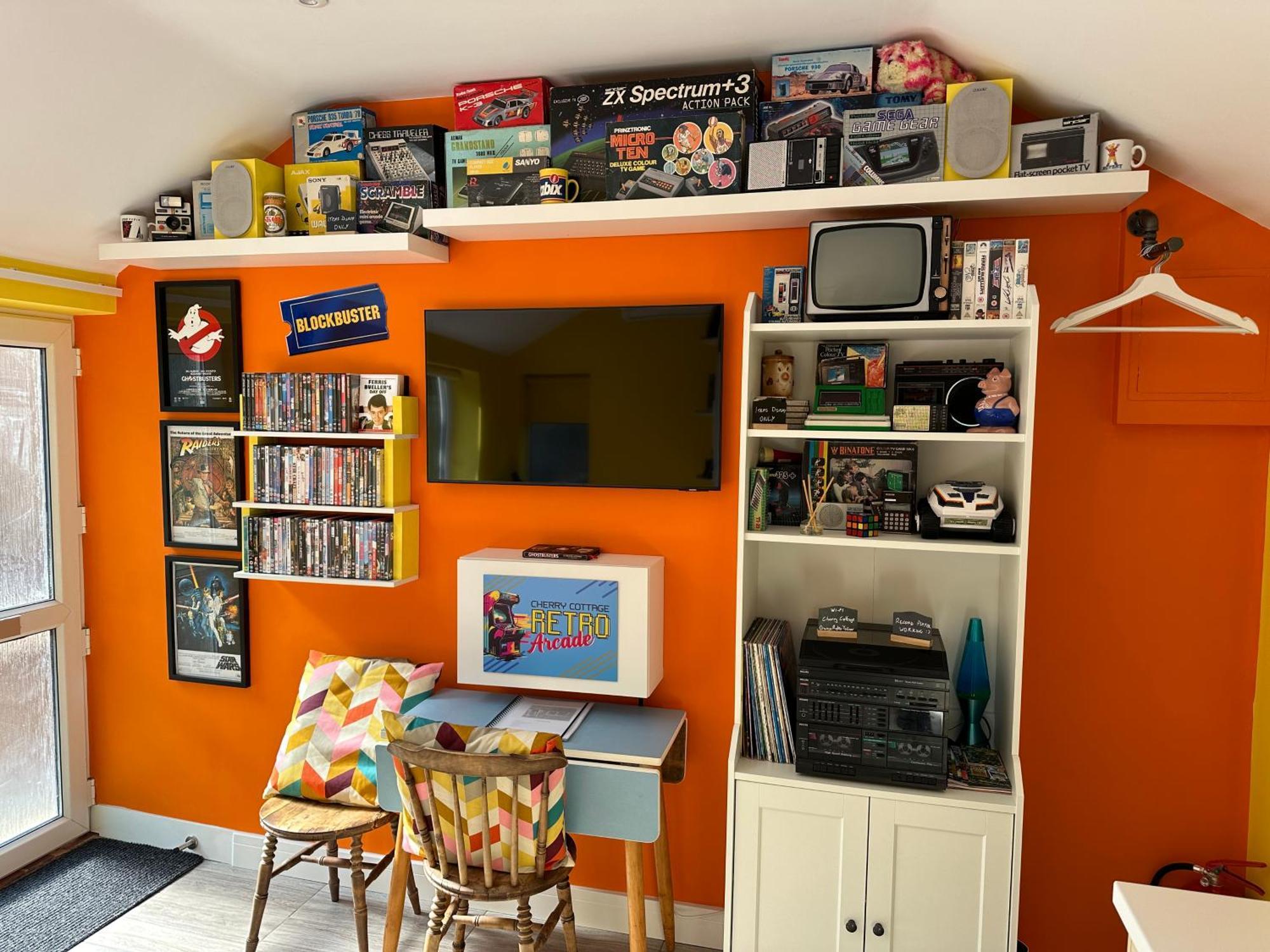 Cherry Retro Stay, Stourport-on-Severn