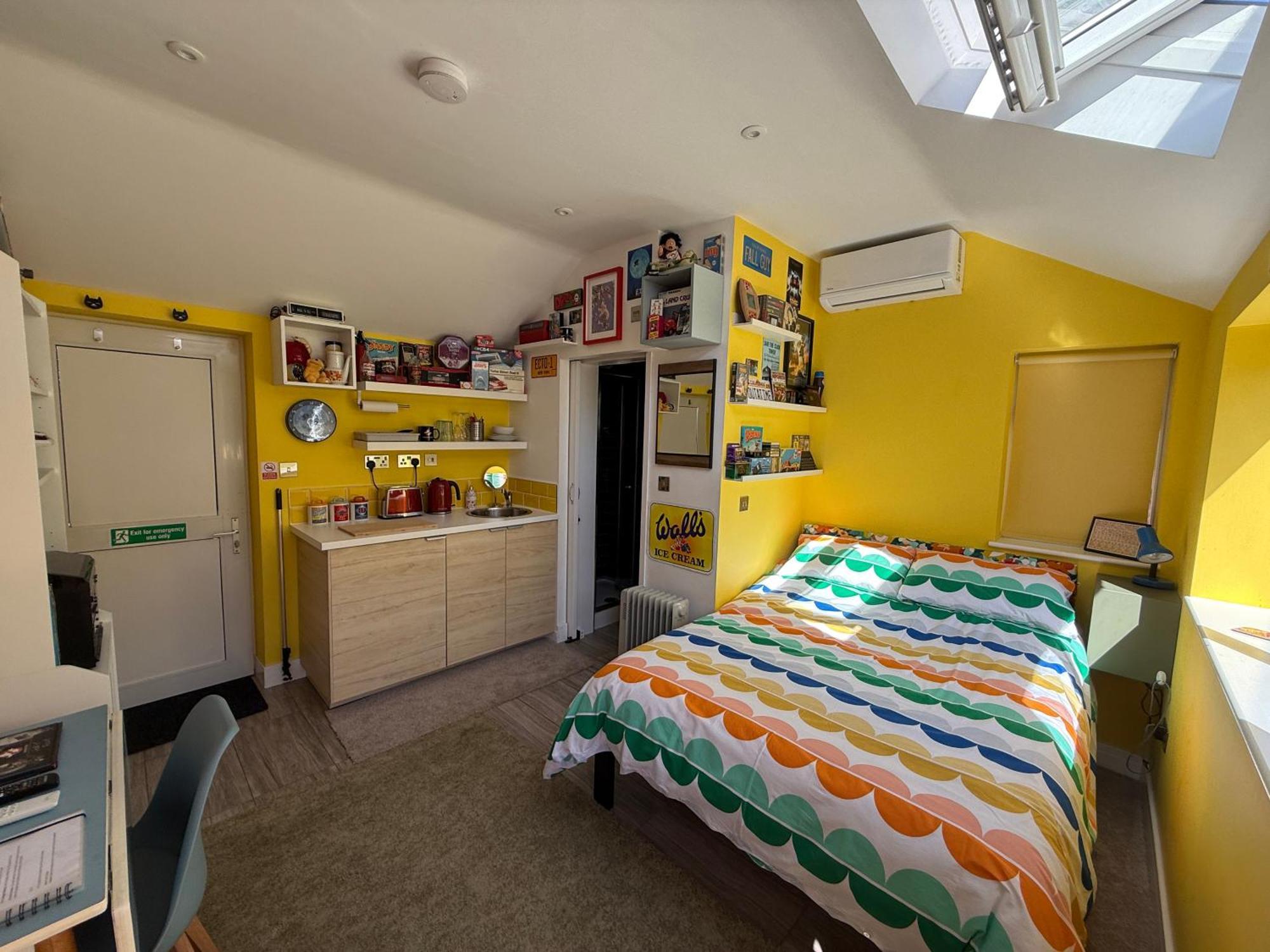 Cherry Retro Stay, Stourport-on-Severn